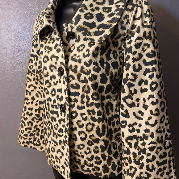 PRIORITIES Leopard Print Jacket - Picture 14 of 16